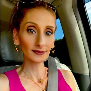 Meet your Posher, Bobbi